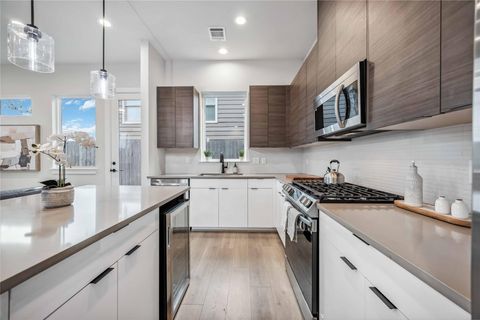 Photo of 324 Charlock St Street, Houston, TX 77022 (MLS # 18714577)