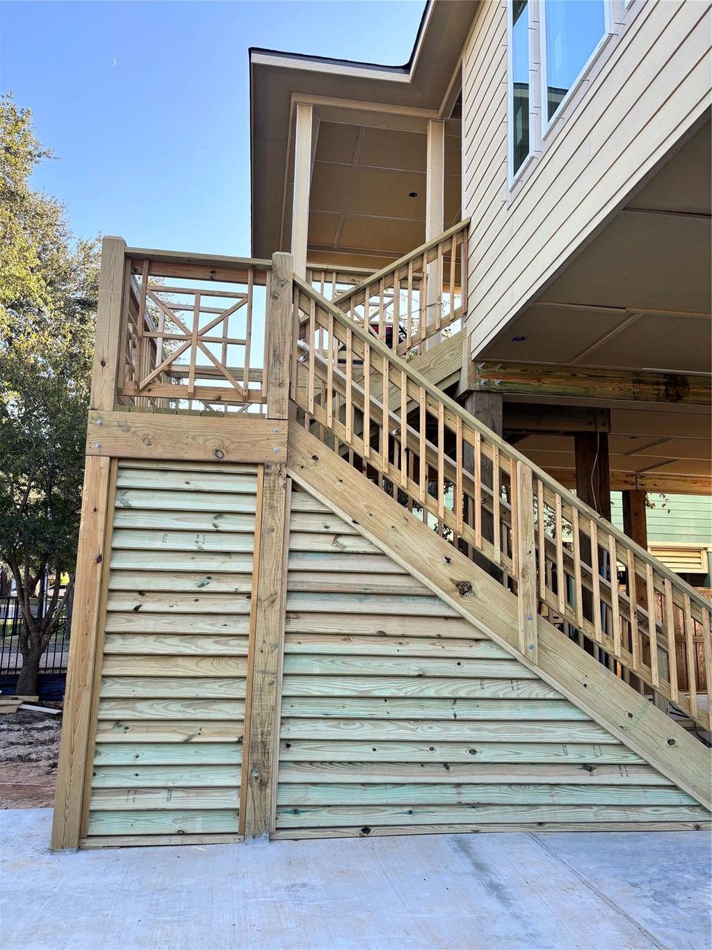 Photo of 506 Pine Road, Kemah, TX 77565 (MLS # 98899422)