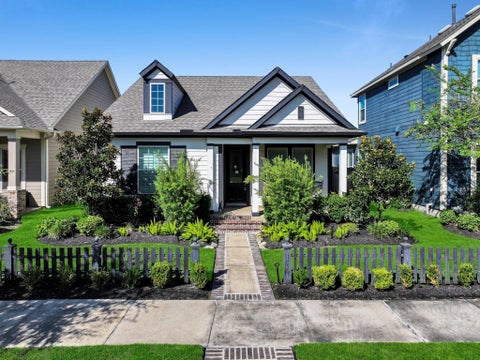Photo of 18422 Central Creek Drive, Cypress, TX 77433 (MLS # 66617444)