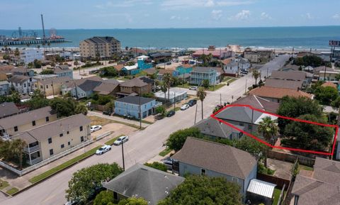 Photo of 2215 30th Street, Galveston, TX 77550 (MLS # 90851287)