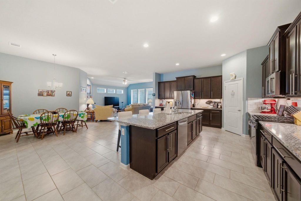 Photo of 717 Wormwood Drive, League City, TX 77573 (MLS # 65162628)