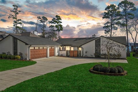 Photo of 12176 Sagittarius Drive E, Willis, TX 77318 (MLS # 72227335)