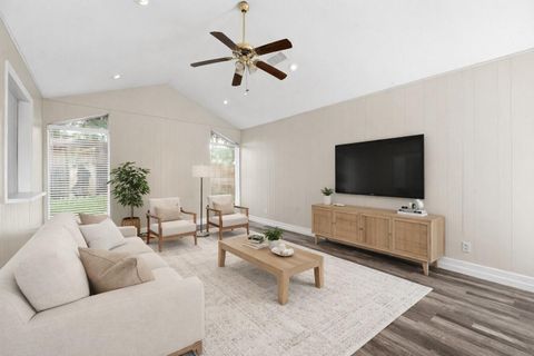 Photo of 2408 Chelmsford Court, Alvin, TX 77511 (MLS # 80926702)
