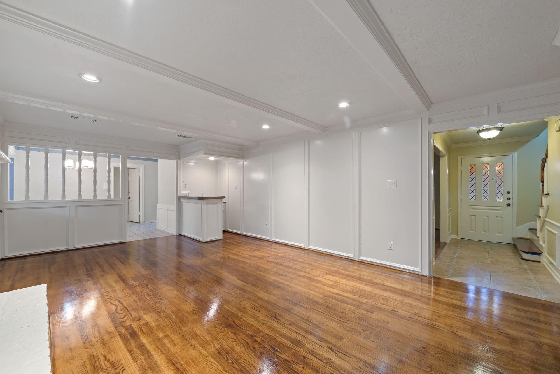 9719 Godstone Lane