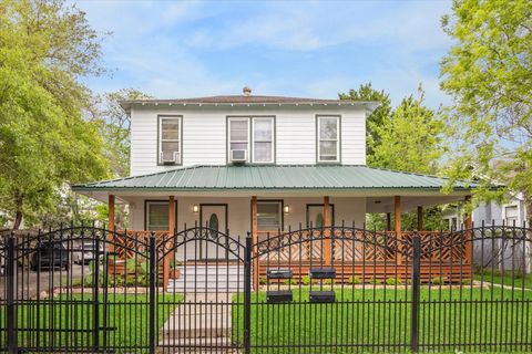 Photo of 4445 Rusk Street, Houston, TX 77023 (MLS # 21224755)