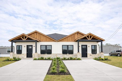 Multifamily For Sale - 1116 Longleaf Pine St Street<br/> Huffman, TX 77336