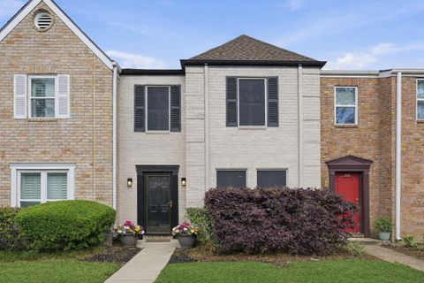 Photo of 1147 Country Place Drive, Houston, TX 77079 (MLS # 57729512)