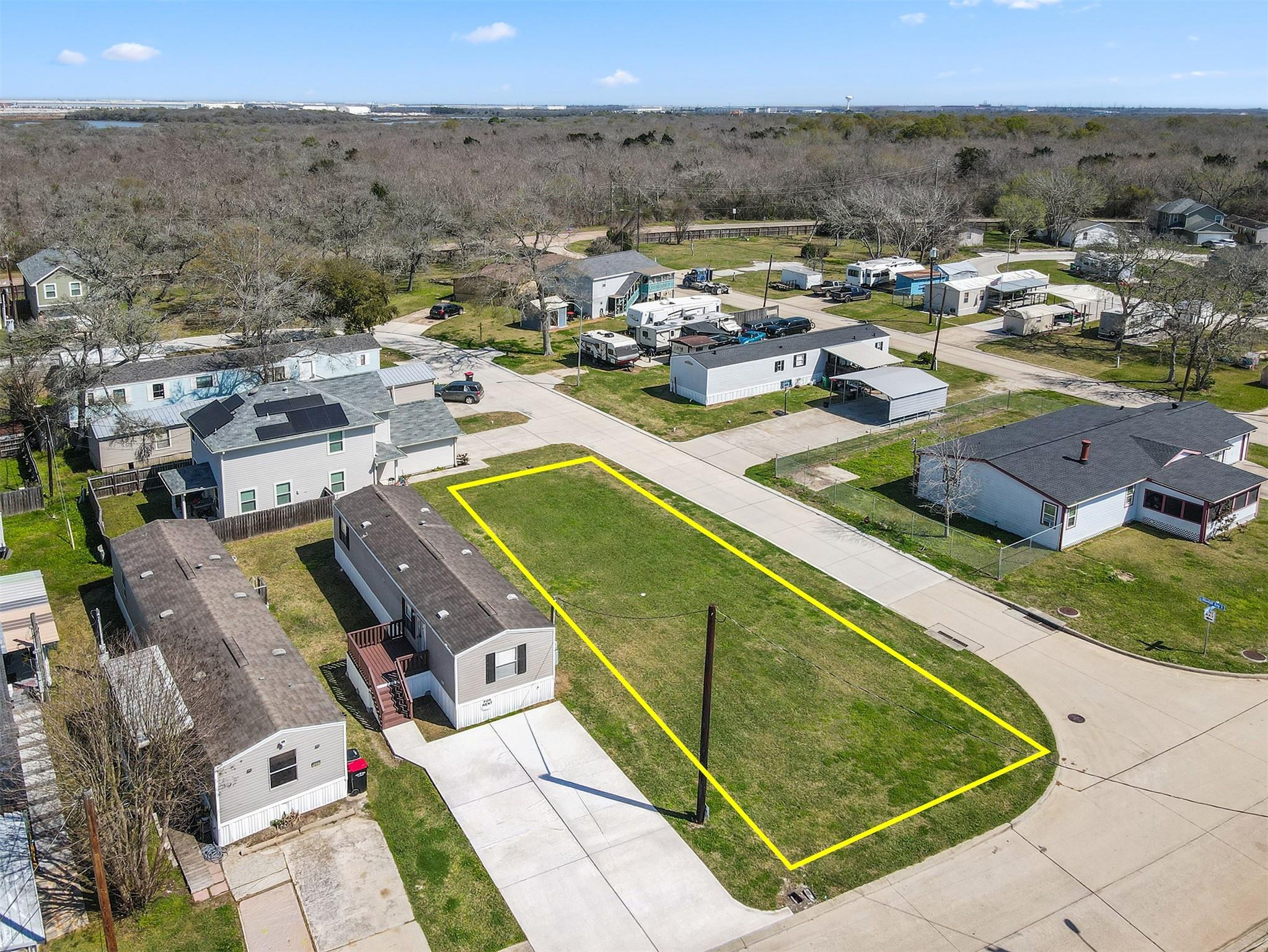 3035 Bay Oaks Harbor Drive