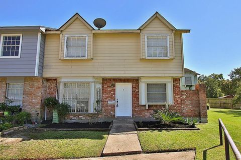 Photo of 3802 Willow Springs Lane, Houston, TX 77080 (MLS # 840346)
