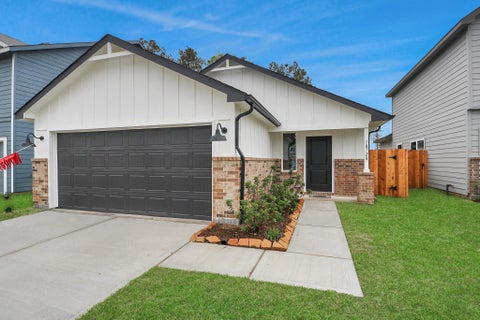 Photo of 18728 Loom Drive, Conroe, TX 77306 (MLS # 88063658)