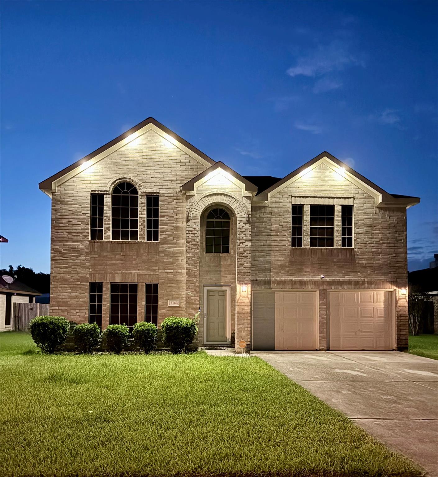 3143 Dove Cove Circle