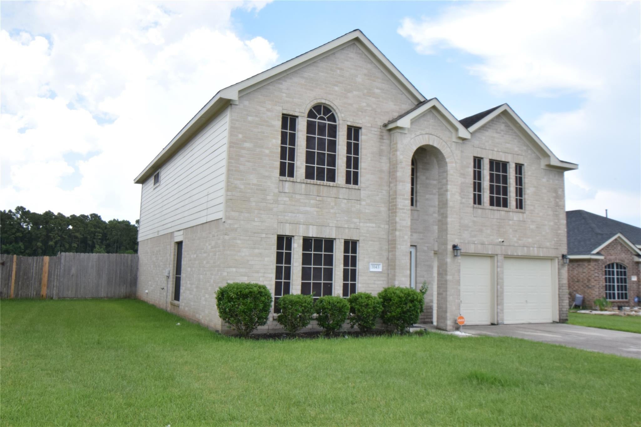 3143 Dove Cove Circle