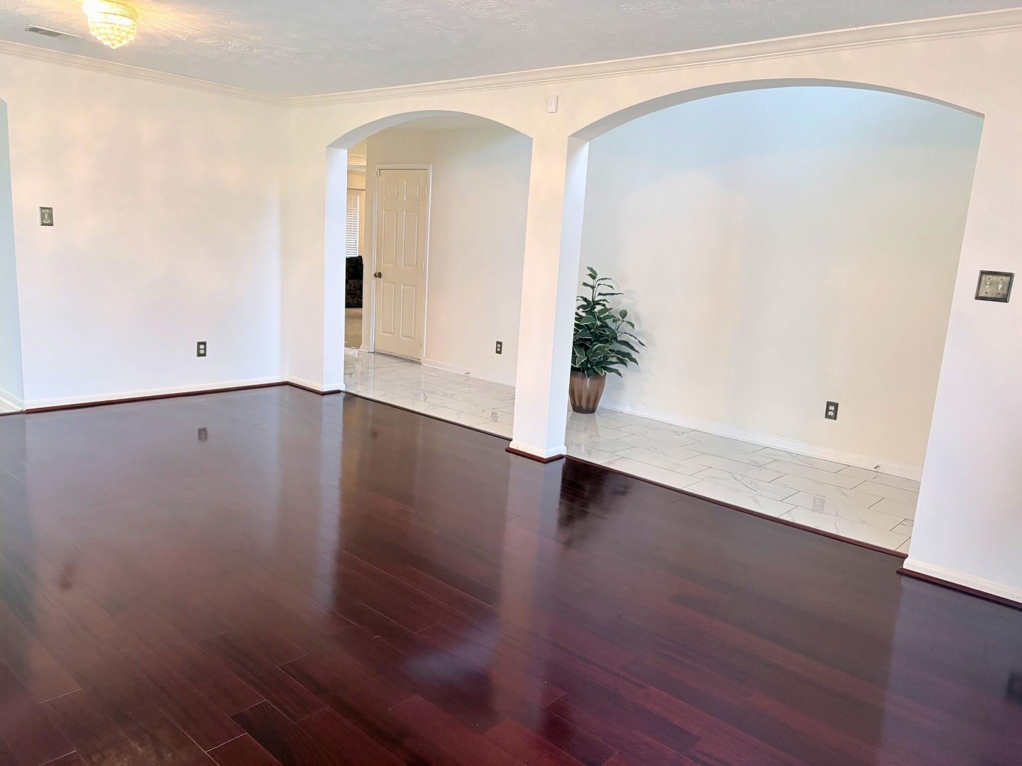 3143 Dove Cove Circle