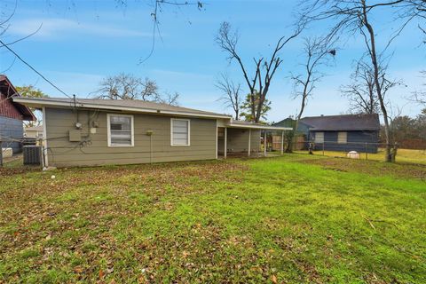 Tiny photo for 8606 Greiner Drive, Houston, TX 77080 (MLS # 10171212)