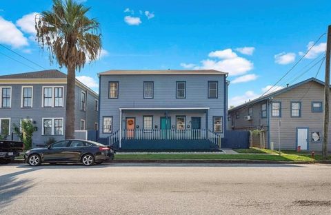 Photo of 805 10th Street #4, Galveston, TX 77550 (MLS # 46282479)