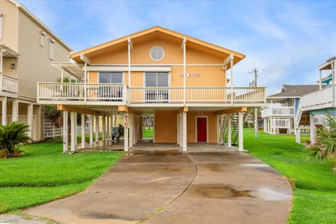 Photo of 4107 Long Tom Court, Galveston, TX 77554 (MLS # 95576786)