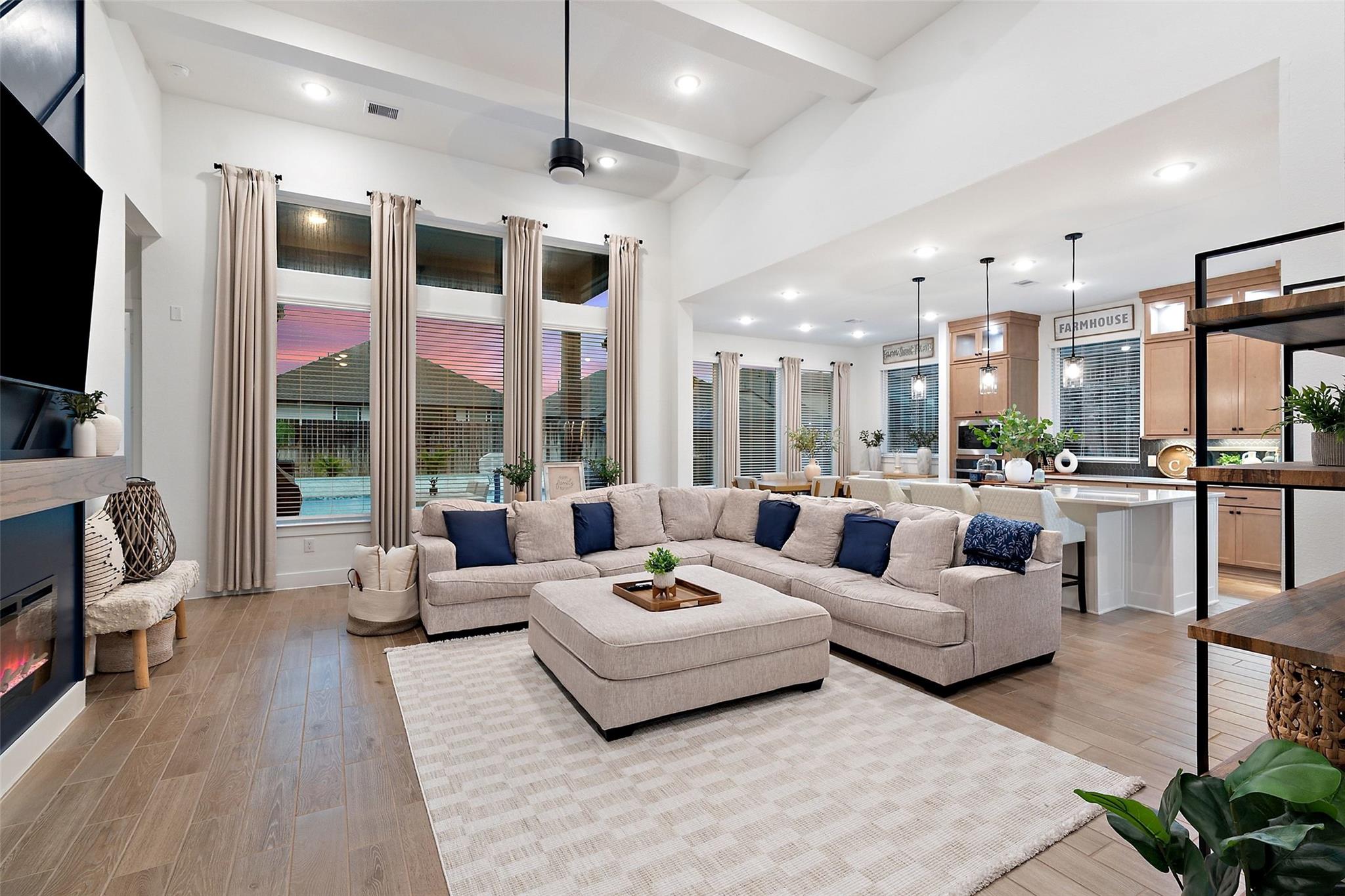 323 Blue River Trail