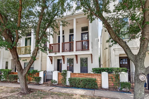 Photo of 6610 Toledo Street, Houston, TX 77008 (MLS # 79498804)