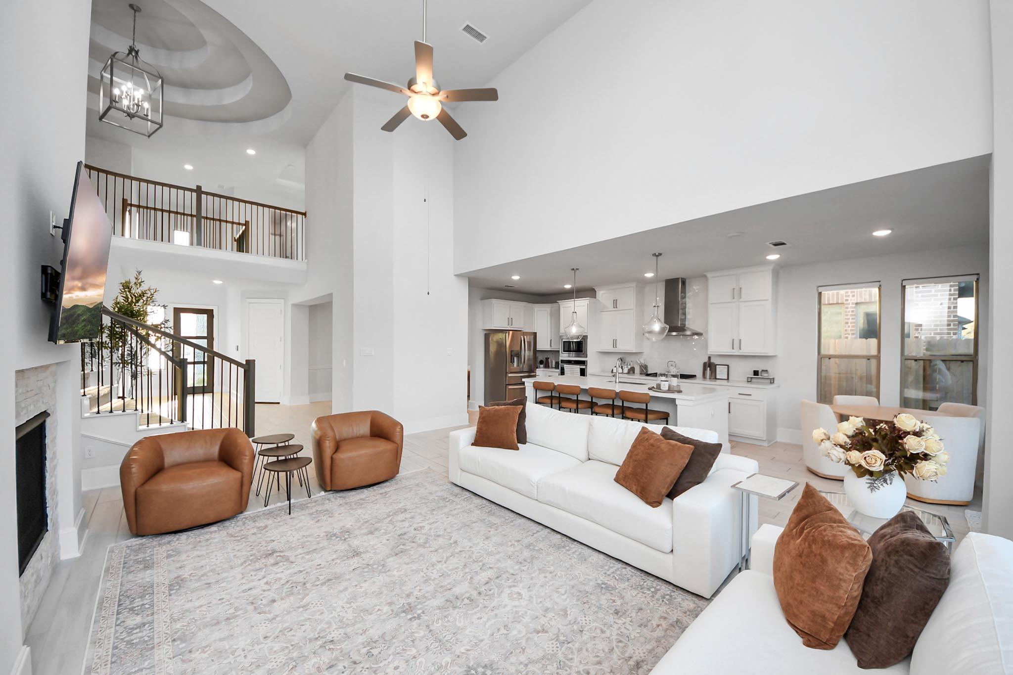 1935 Golden Leaf Drive