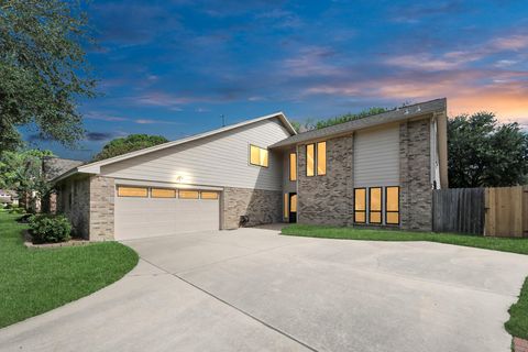 Photo of 7731 Club Lake Drive, Houston, TX 77095 (MLS # 58245921)
