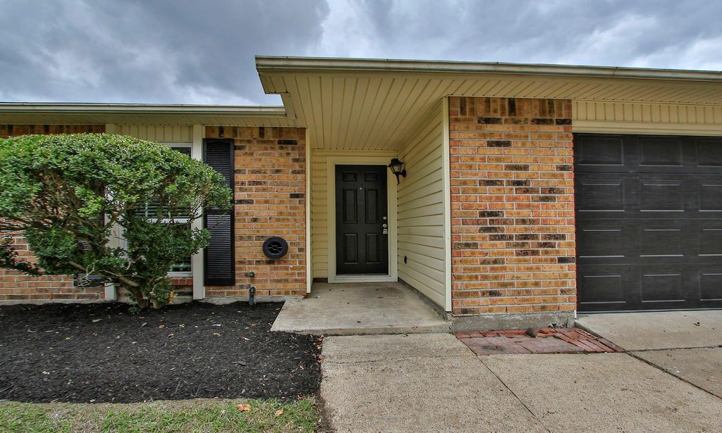 Photo of 17407 Autumn Trails Lane, Houston, TX 77084 (MLS # 42083460)