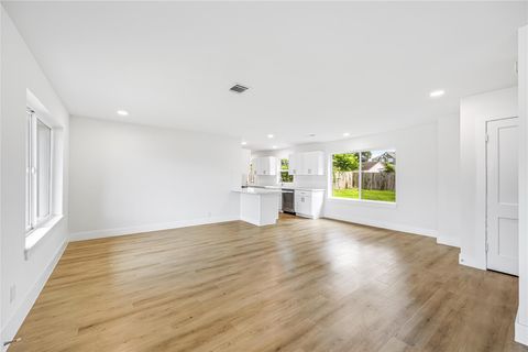Tiny photo for 3511 Arbor Street, Houston, TX 77004 (MLS # 73386596)