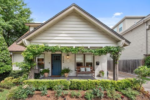 Photo of 2206 Sul Ross Street, Houston, TX 77098 (MLS # 3495576)