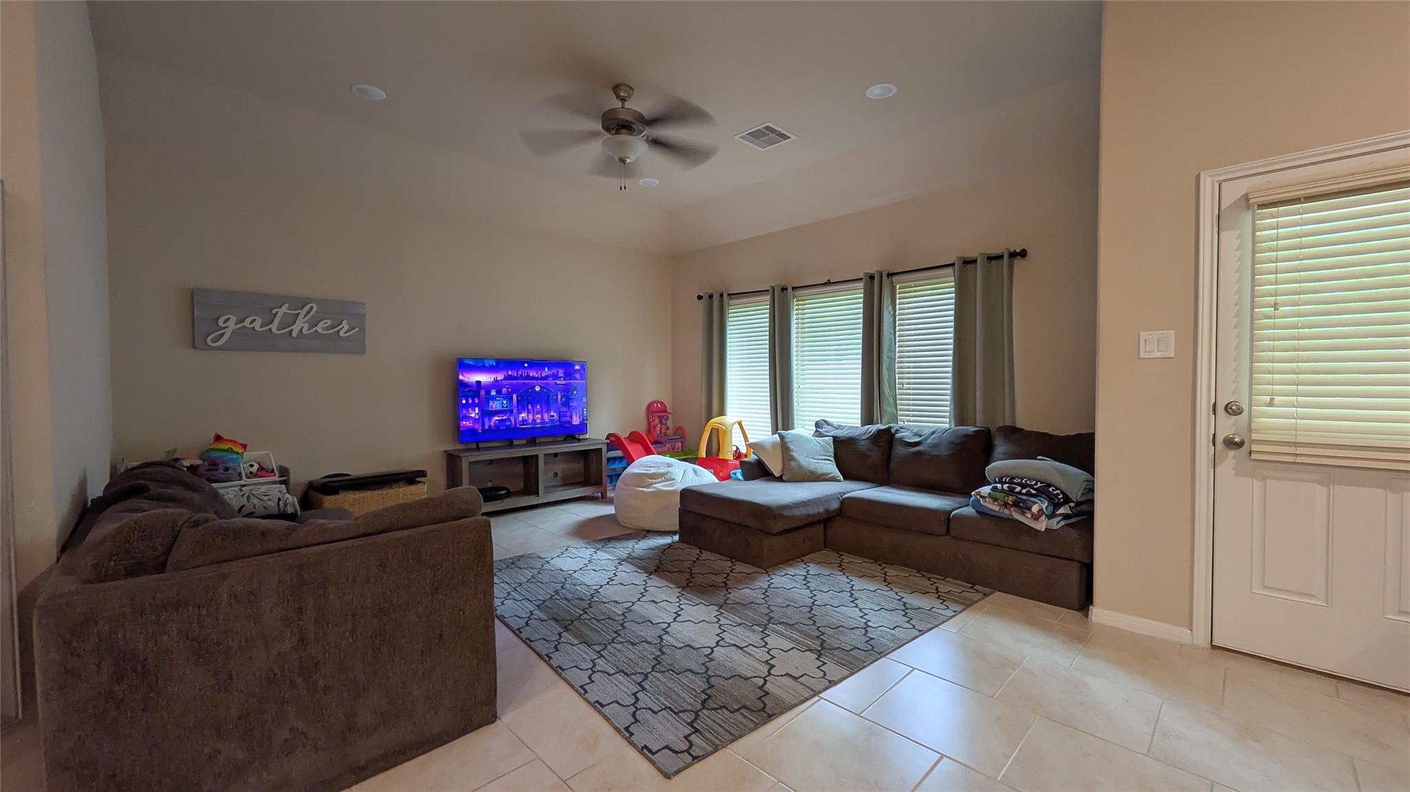 22330 Forbes Field Trail