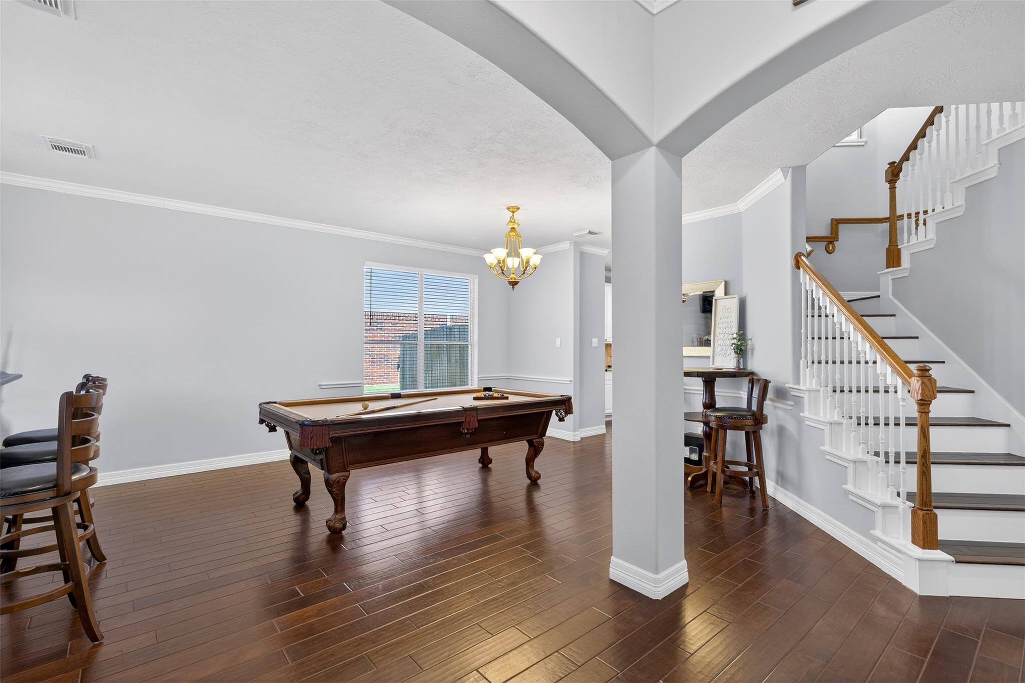 405 Gastonbury Court