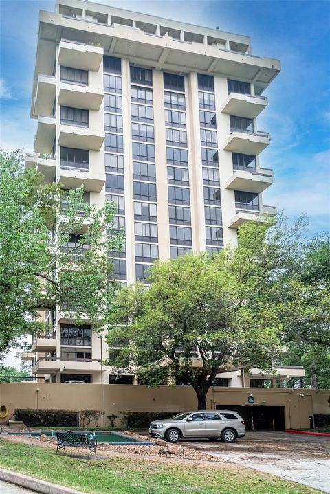 Photo of 14655 Champion Forest Drive #1501, Houston, TX 77069 (MLS # 41412106)