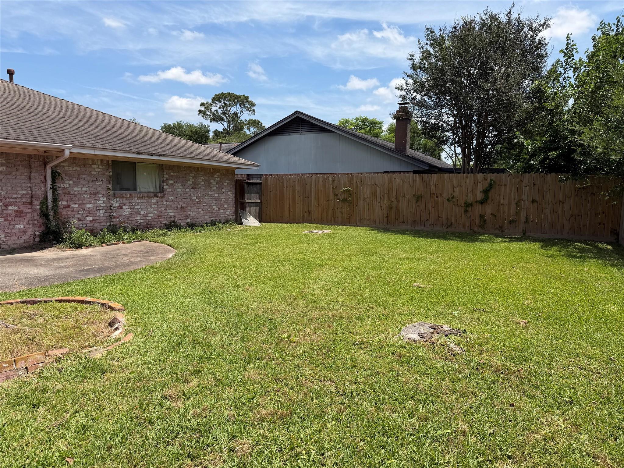 5607 Viking Drive