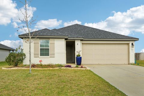 1279 Thornbird Trail Sealy TX 77474