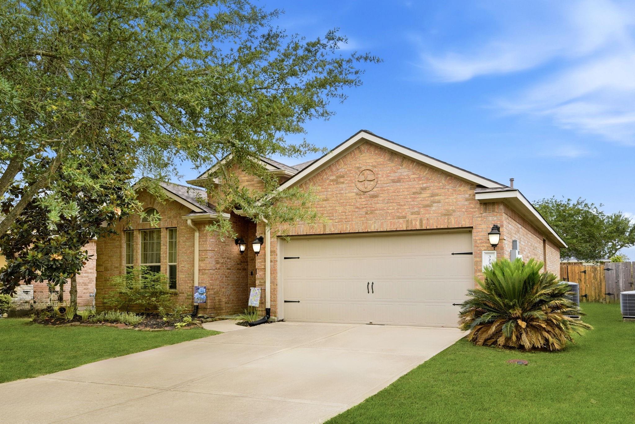 3233 Emma Lake Court