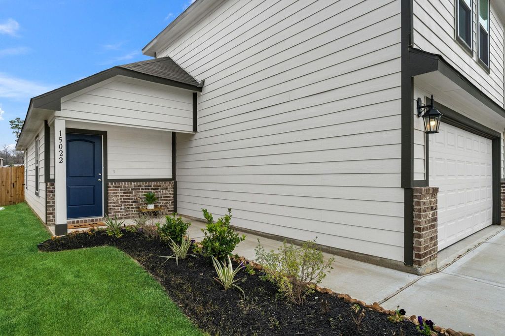 Photo of 15022 Sorrento Bay Court, Willis, TX 77318 (MLS # 5044190)