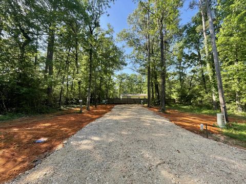 Photo of 313 Beaver Run, Livingston, TX 77351 (MLS # 38305857)