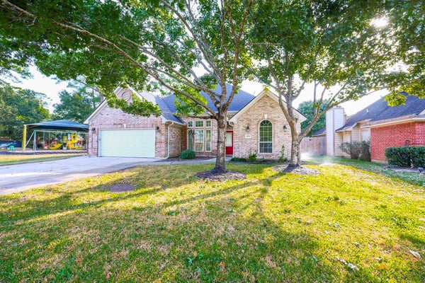 21818 WINDSOR CASTLE DR, SPRING, TX 77388 - Image f02b7d19dfc4043bd011e06a4bc8e208/2183819311