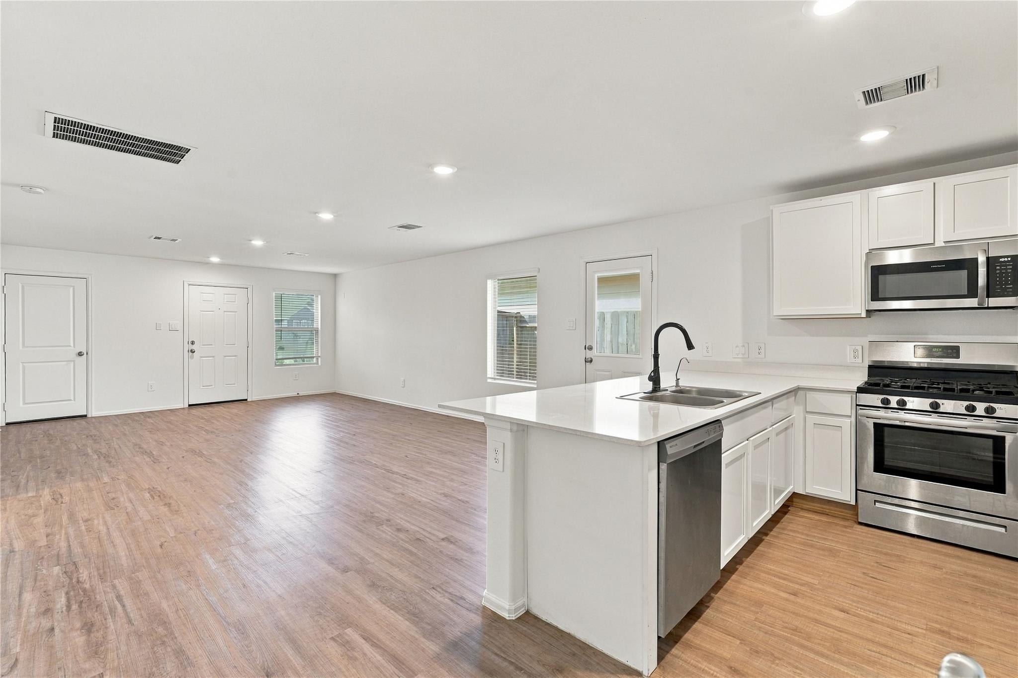 967 Oak Mist Lane