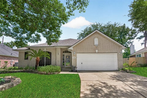 Homes For Sale - 15810 Heartwood Way<br/> Cypress, TX 77433