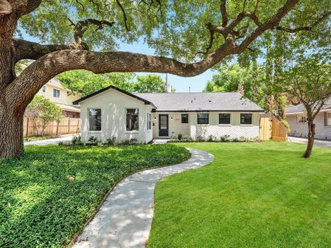 2501 Briarhurst Drive Houston TX 77057