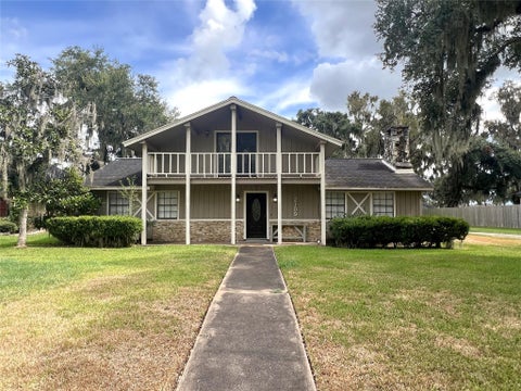 Photo of 2109 Riverside Drive, West Columbia, TX 77486 (MLS # 65220299)
