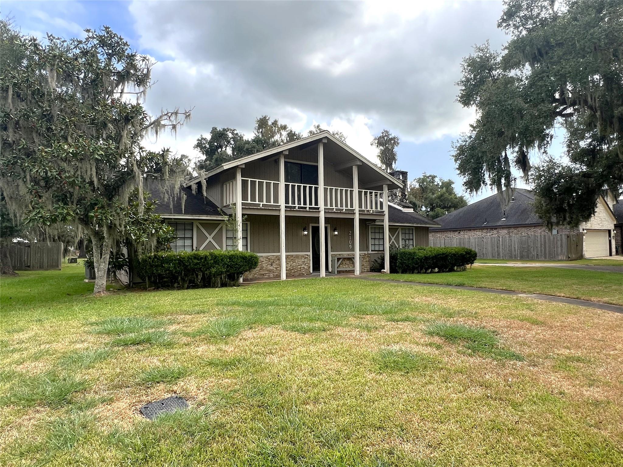 2109 Riverside Drive