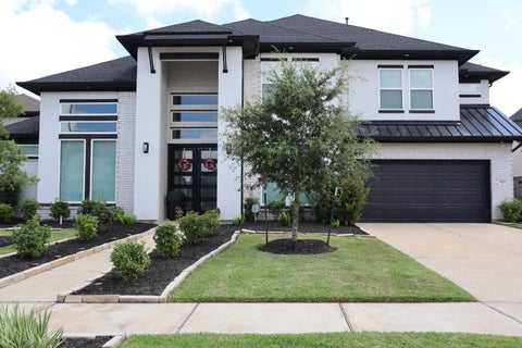 Photo of 9911 Regal Bend Drive, Missouri City, TX 77459 (MLS # 35655723)
