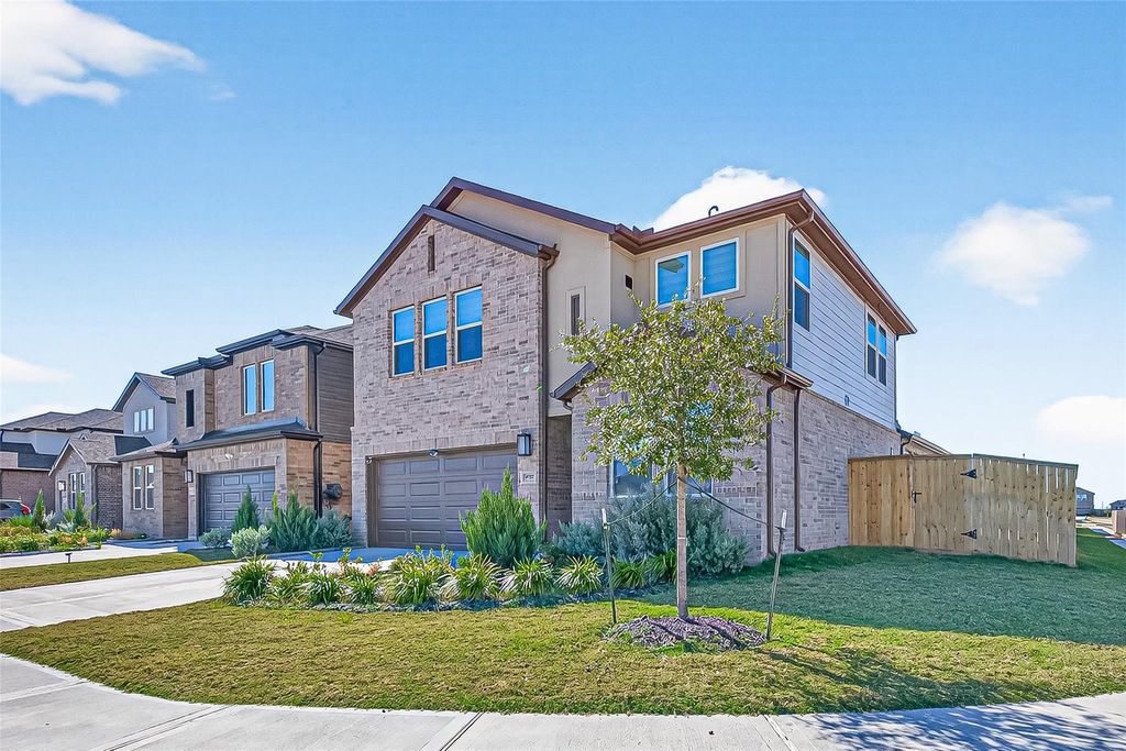 Photo of 9747 Pettus Creek Drive, Cypress, TX 77433 (MLS # 14064623)