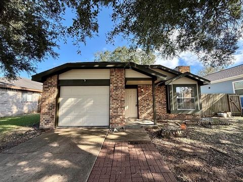 Photo of 4411 Rattan Avenue, Bay City, TX 77414 (MLS # 44601414)