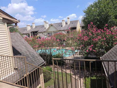 Photo of 2425 Holly Hall Street #B36, Houston, TX 77054 (MLS # 22062454)