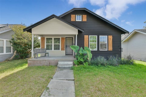 Photo of 2216 New Jersey Street, Baytown, TX 77520 (MLS # 83021227)