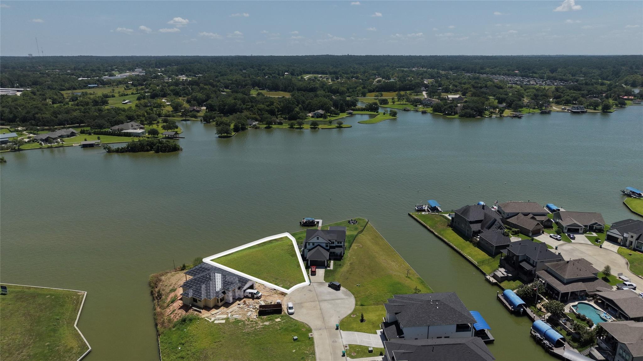 11000 N Lake Mist Lane
