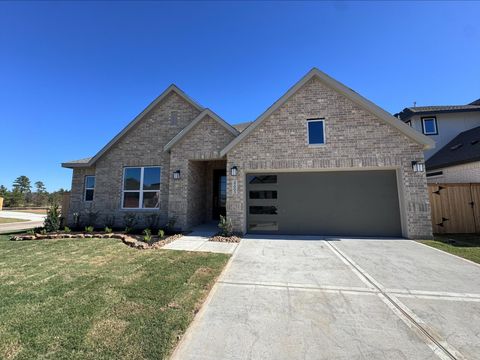 Photo of 27003 West Rustlers Bend, Montgomery, TX 77316 (MLS # 75562944)
