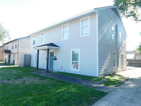 Multifamily For Rent - 3332 Blodgett Street<br/> Houston, TX 77004