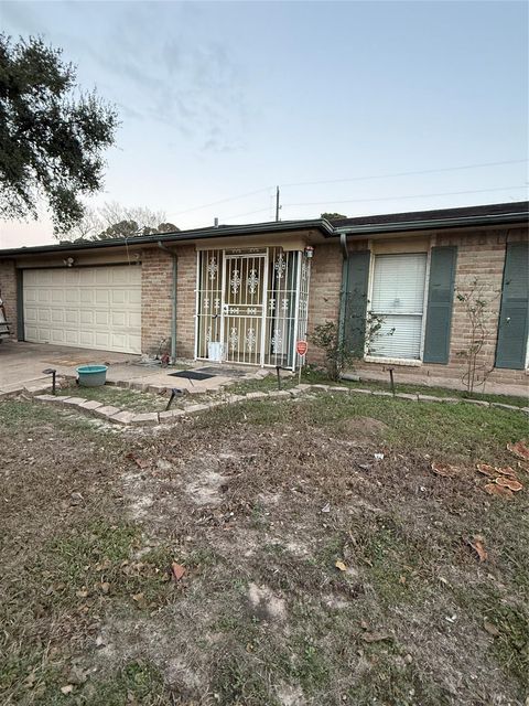 Tiny photo for 8014 Streamside Drive, Houston, TX 77088 (MLS # 45339554)